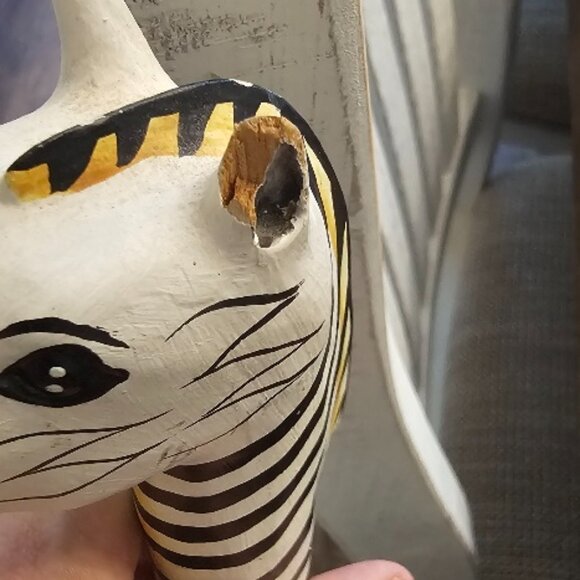 Hand Carved Wood Wooden Walking Stick Cane Zebra 40" - one ear damaged - Picture 4 of 5